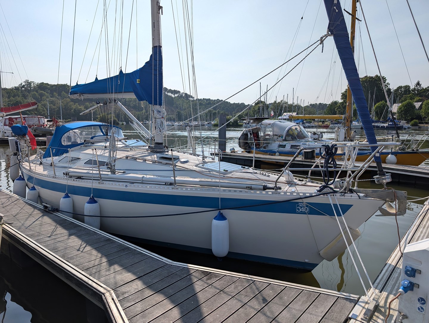 Sweden Yachts 340