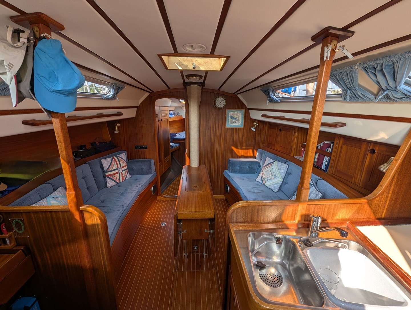 Sweden Yachts 340