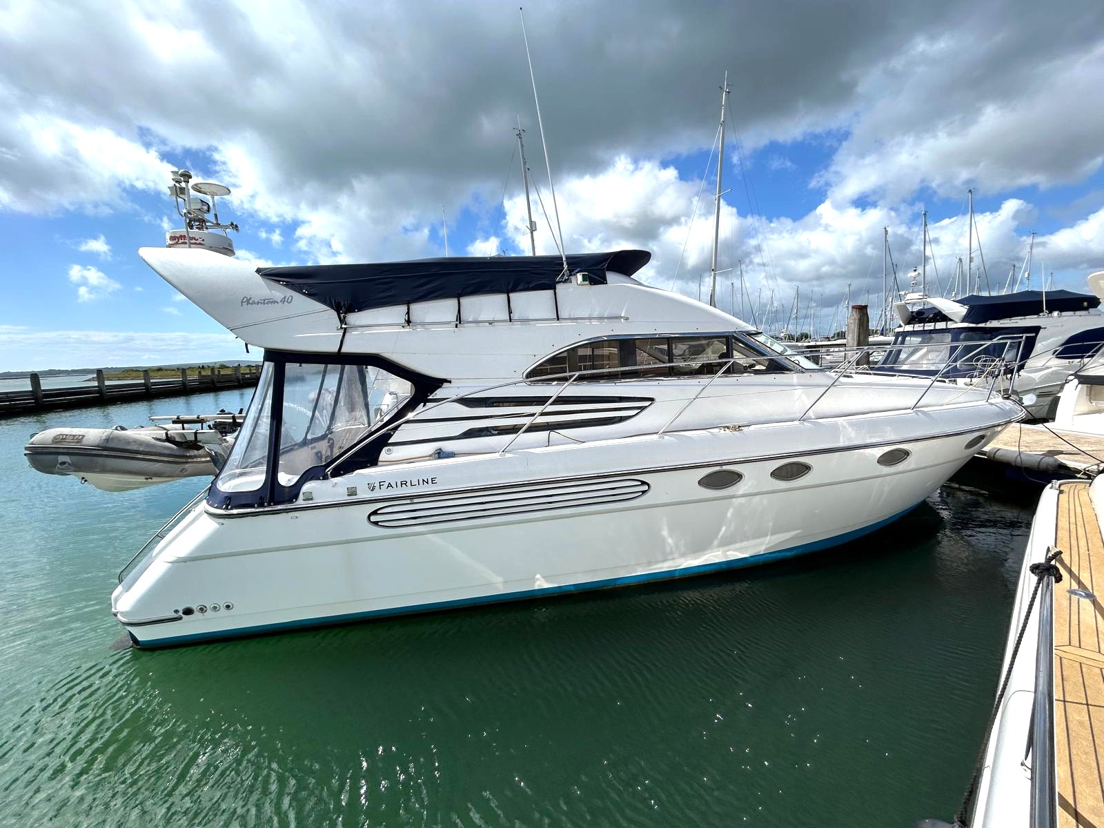 1996 Fairline Phantom 40