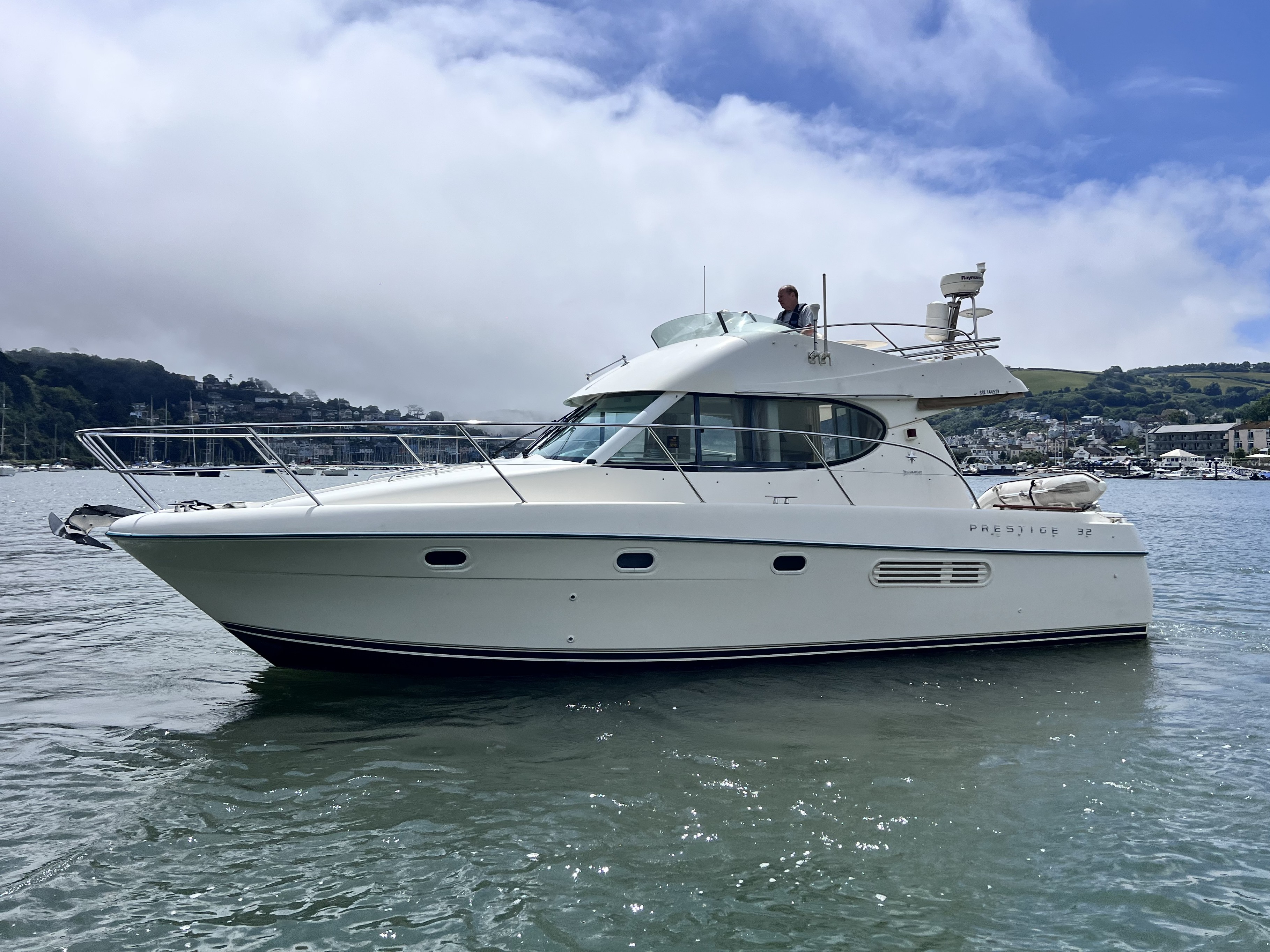 Jeanneau Prestige 32 - For Sale