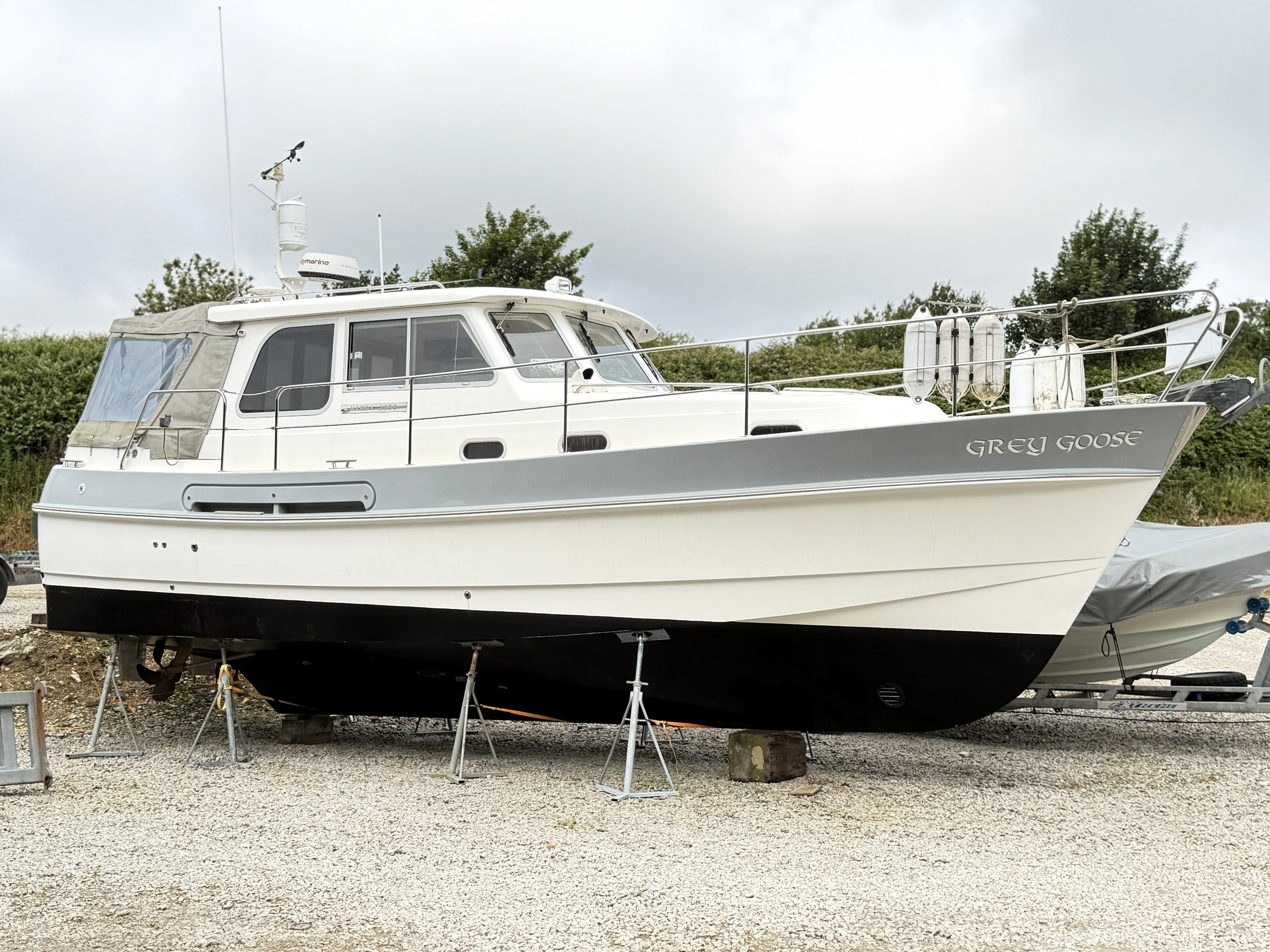 2019 Hardy 32DS