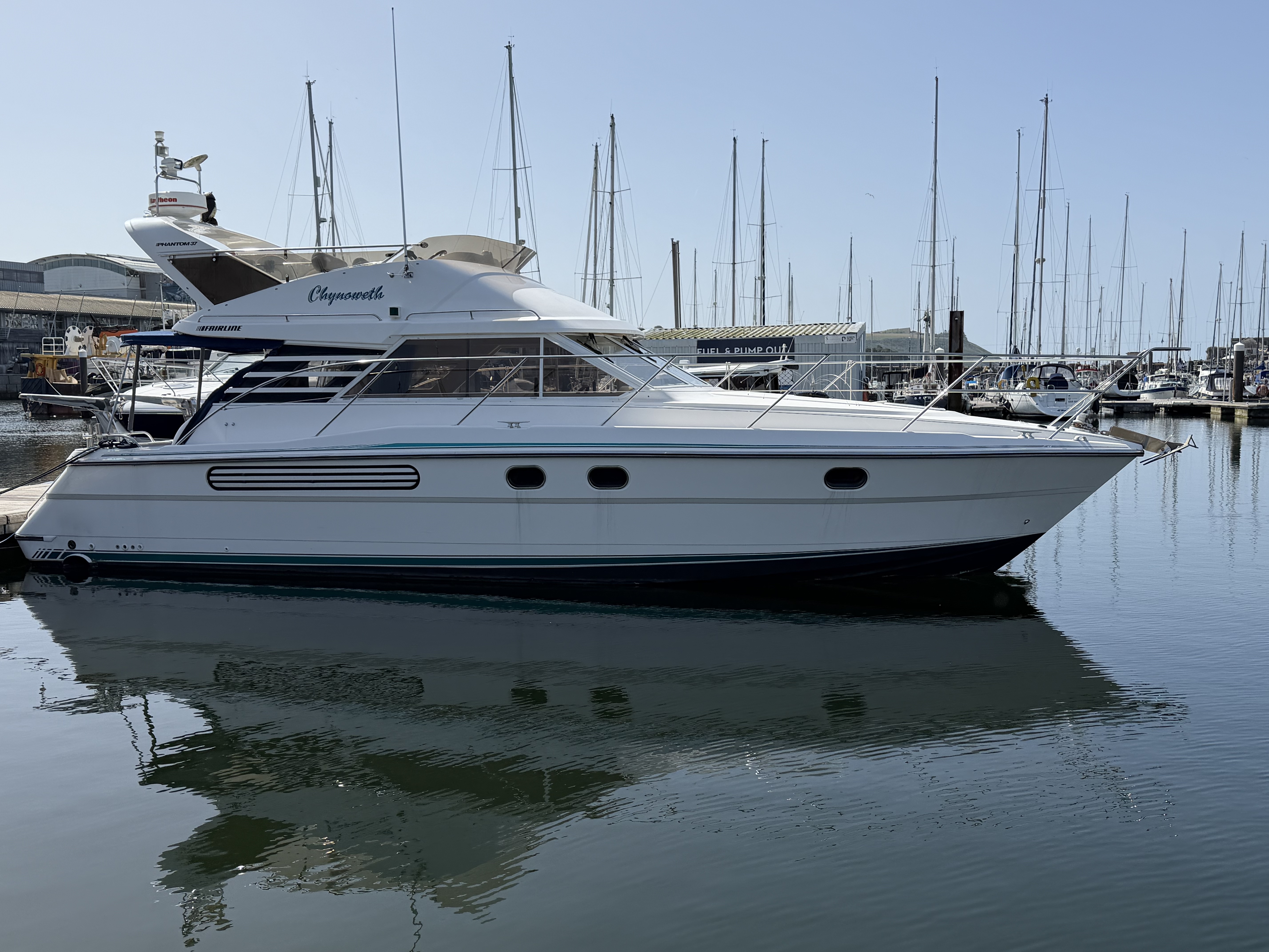 1995 Fairline Phantom 37