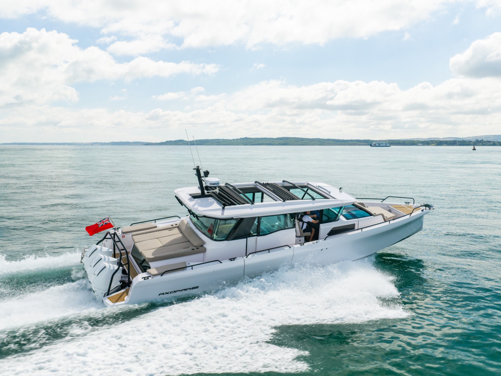 2024 Axopar 45 XC Cross Cabin