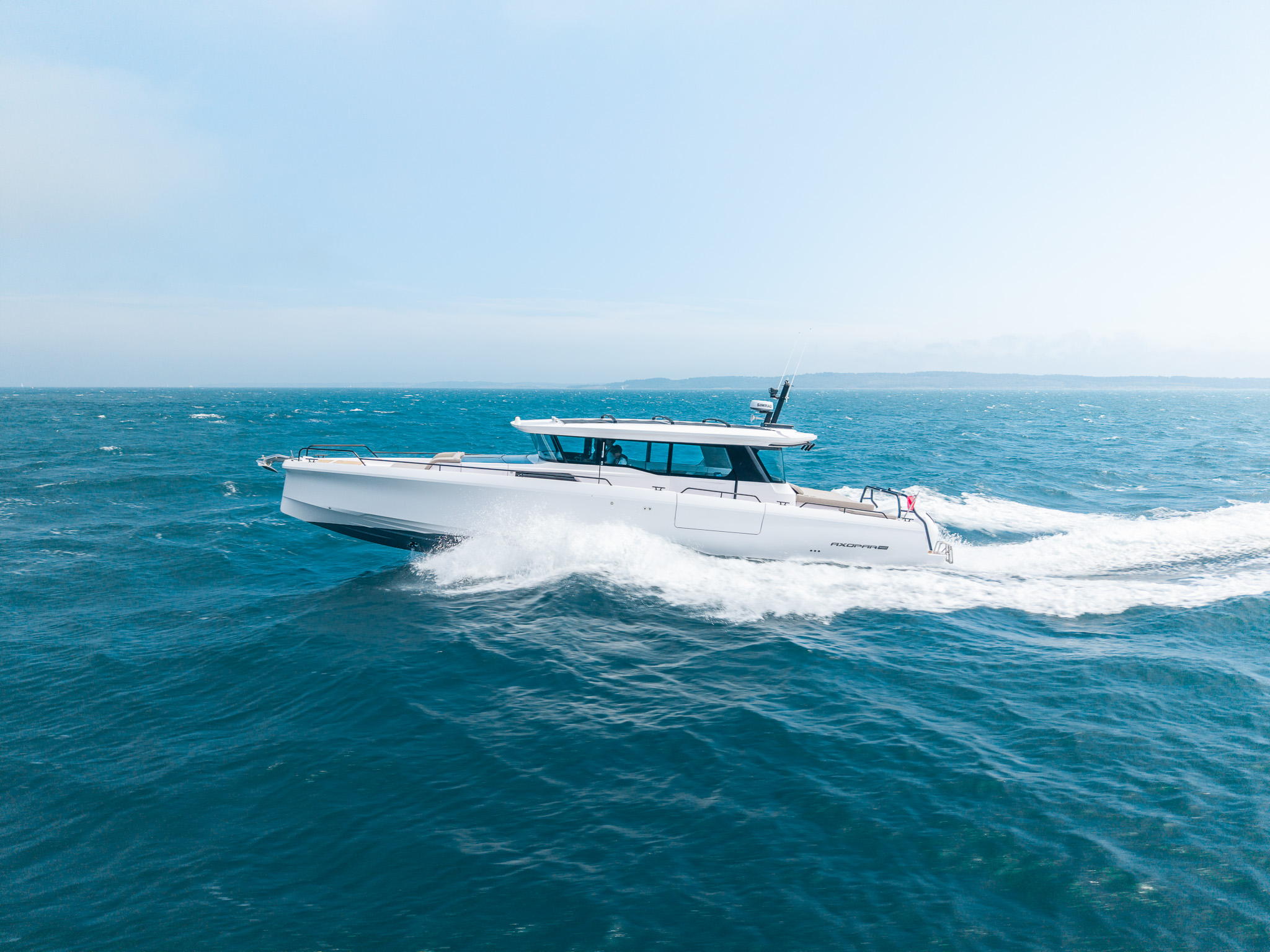 2024 Axopar 45 XC Cross Cabin