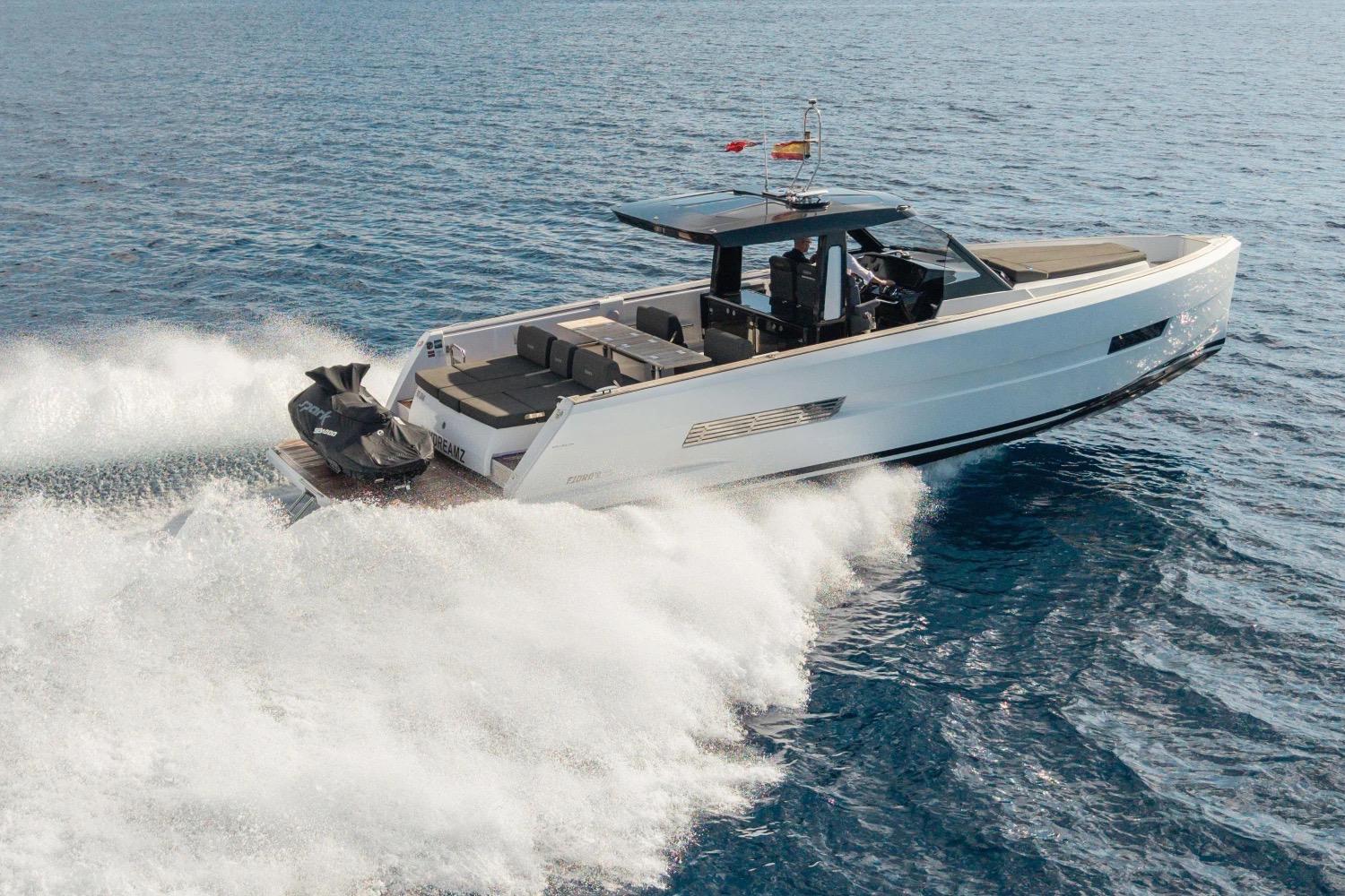 Fjord 44