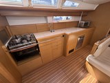 Jeanneau Sun Odyssey 49i Galley