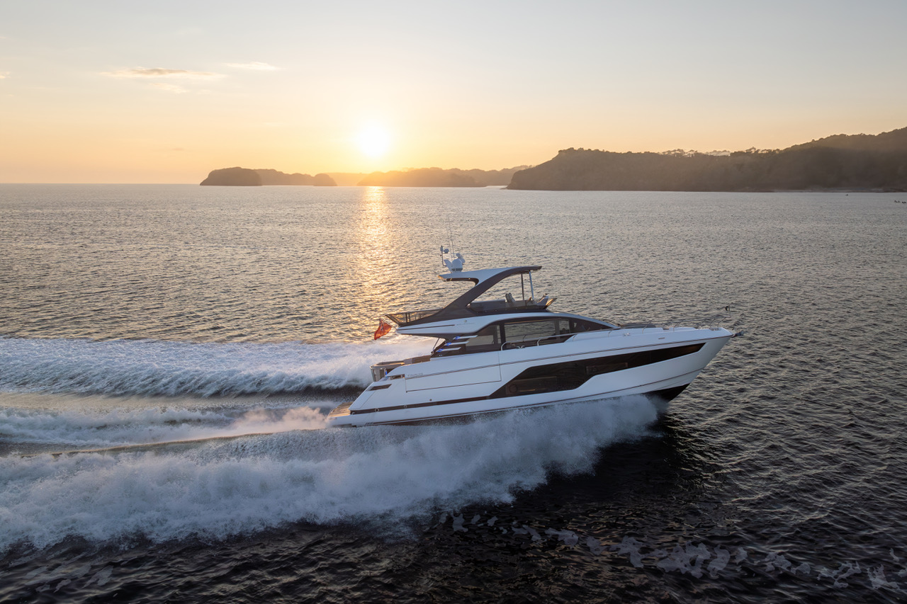 Fairline Squadron 58