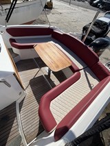 Beneteau Flyer 850 Sundeck Cockpit