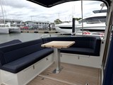 Nimbus 405 Coupé Cockpit seating area