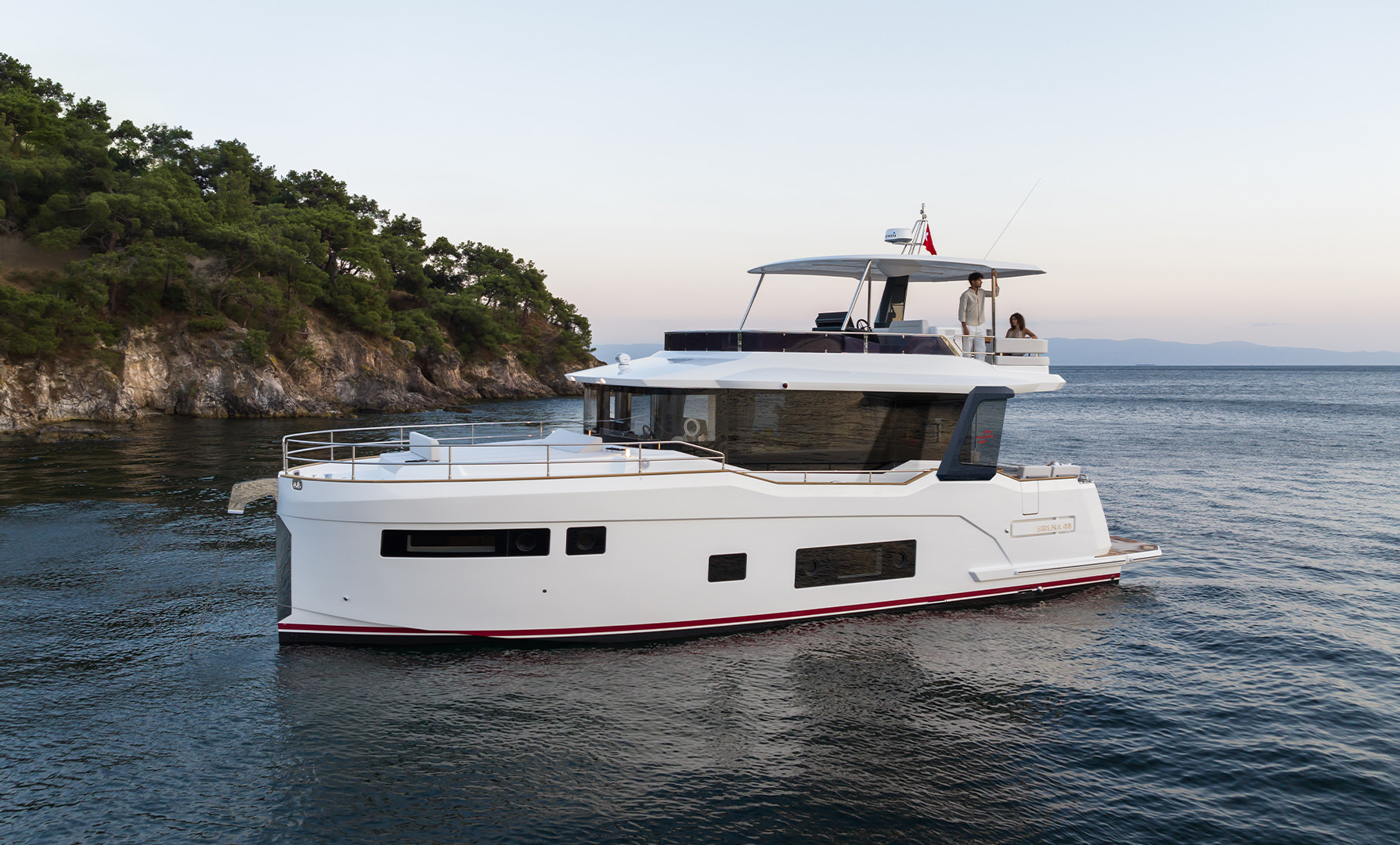 2025 SIRENA 48