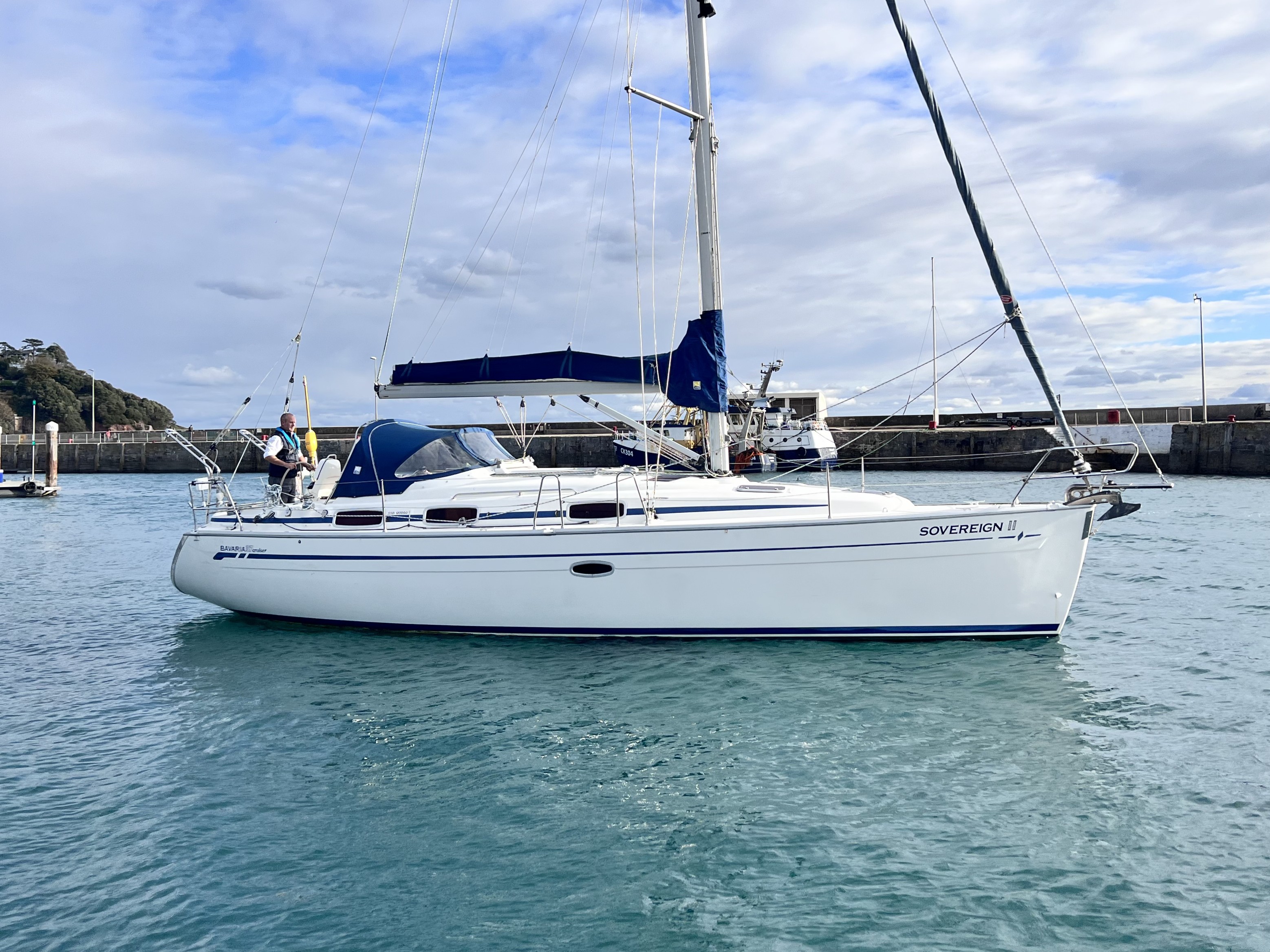 2006 Bavaria 37 Cruiser