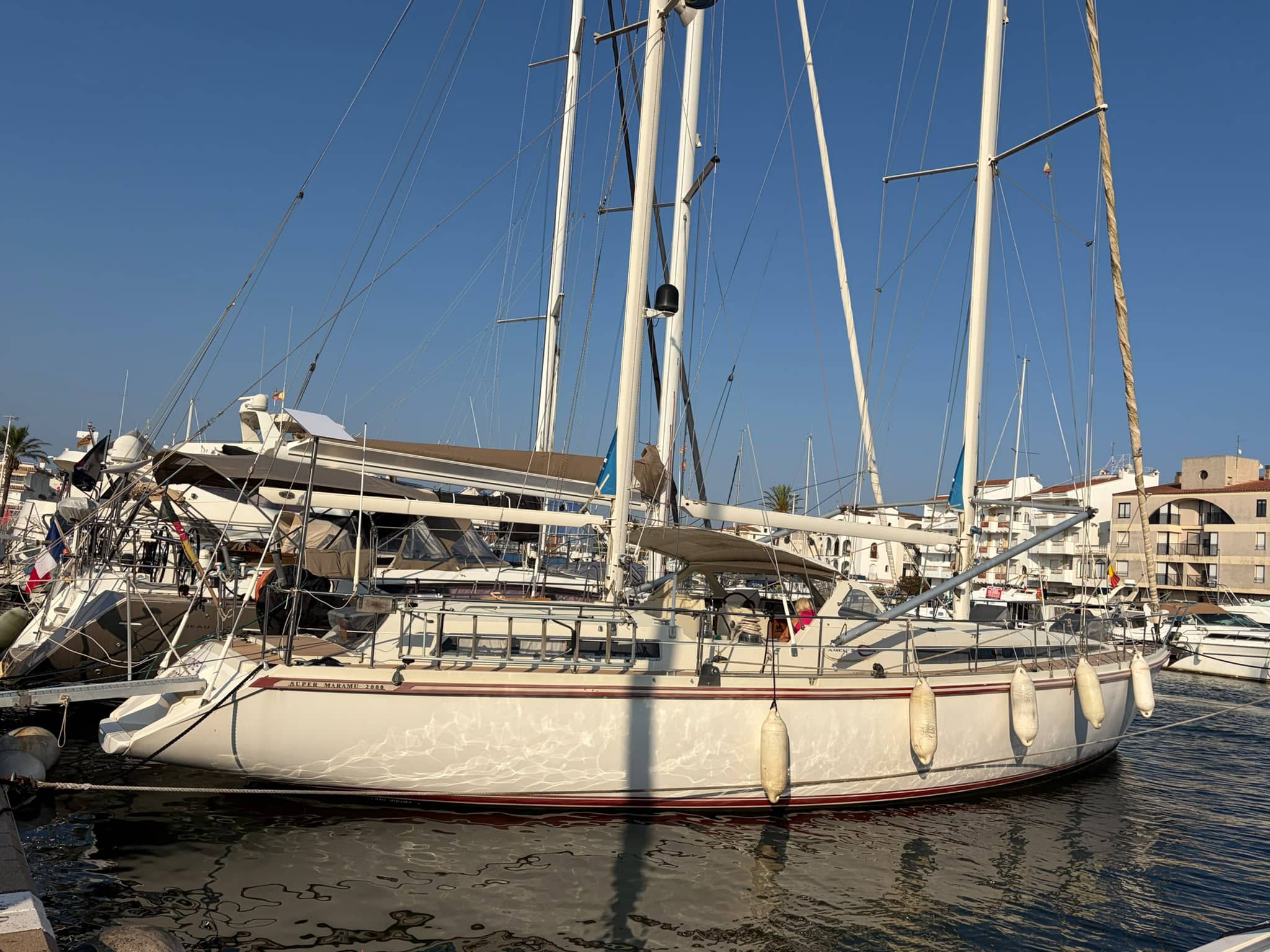 2004 Amel Super Maramu 2000