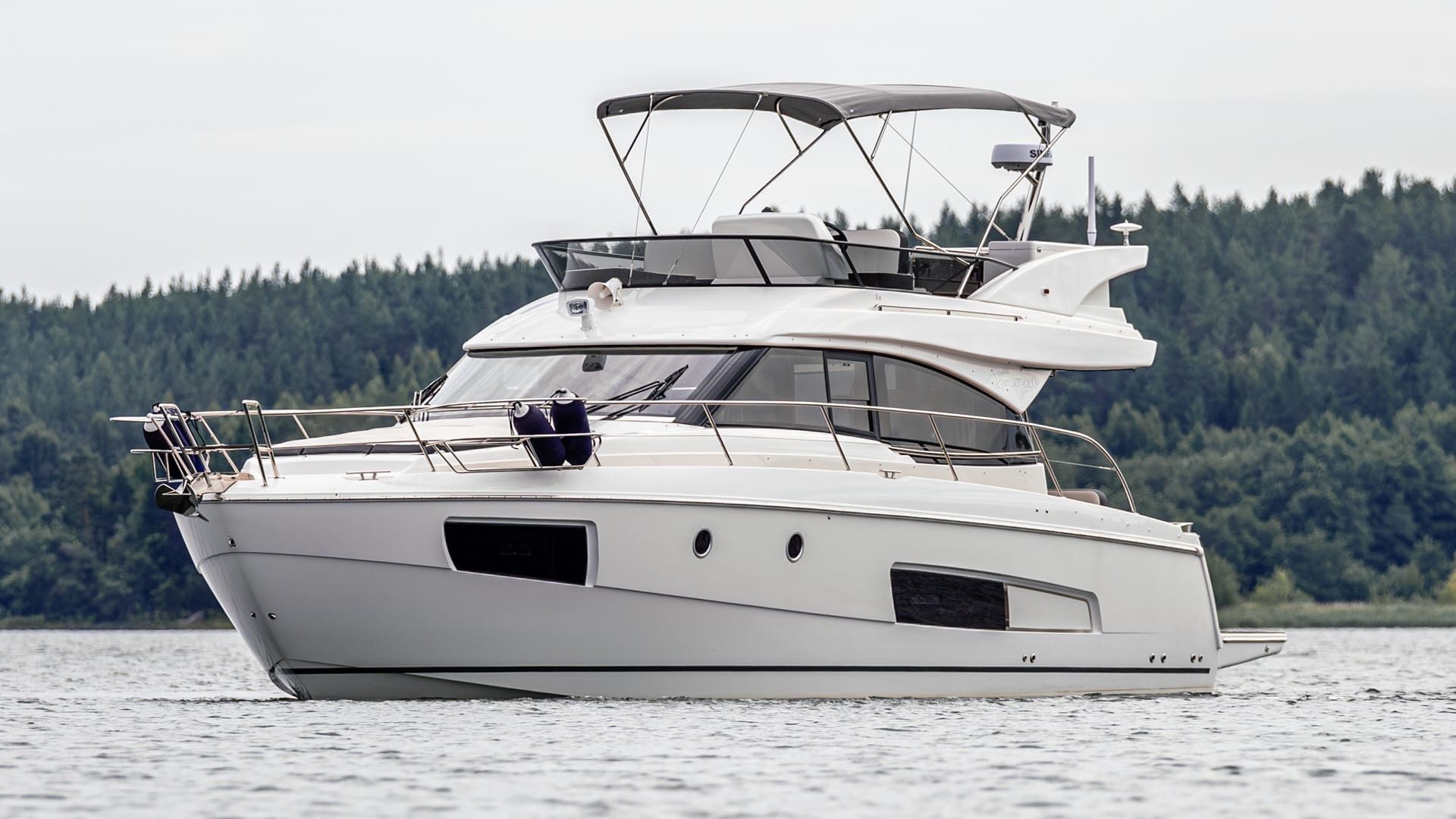 2023 Bavaria 420 Fly