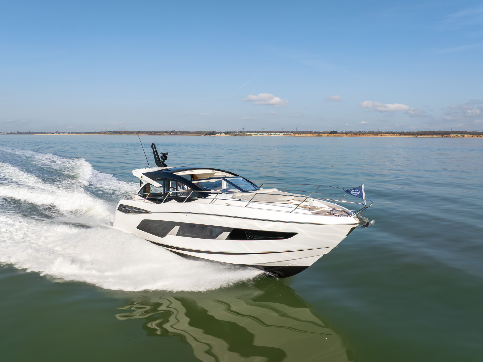 Sunseeker Predator 55 EVO